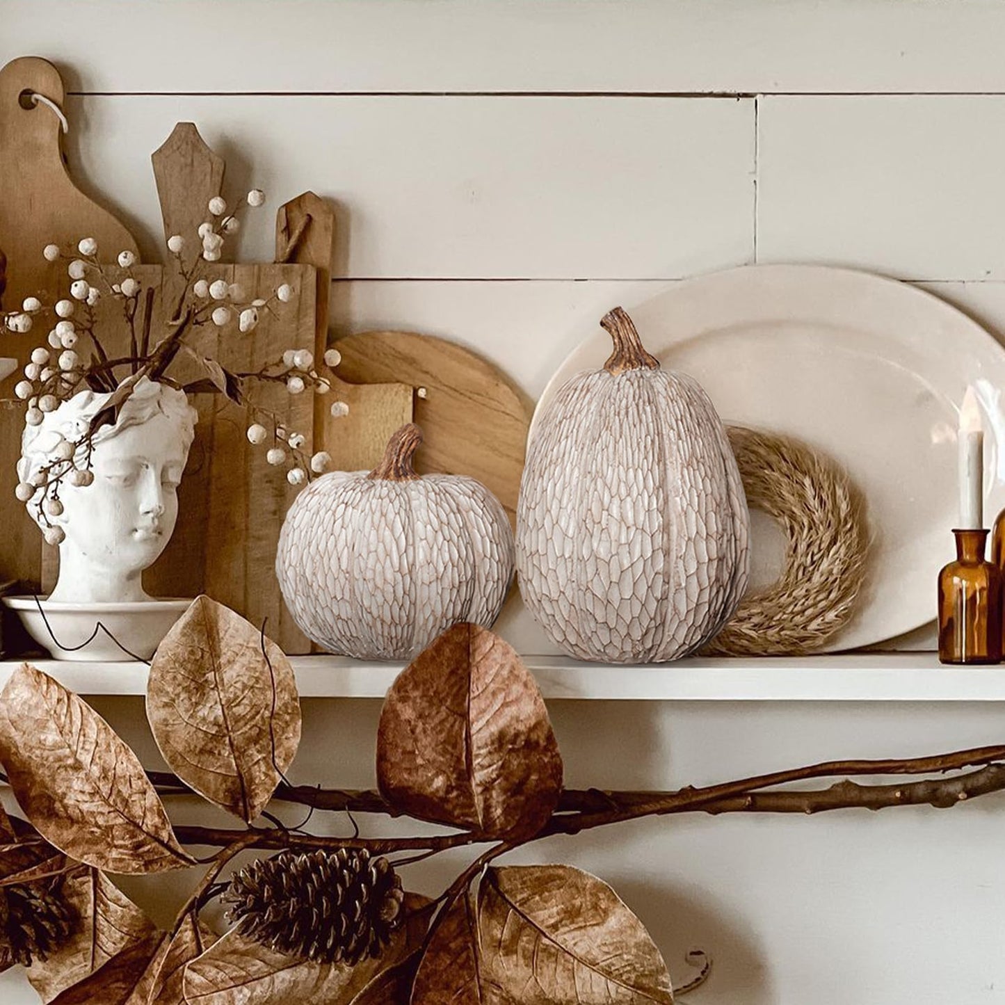 Thanksgiving Resin Pumpkins Fall Decor, Brown and White Decorative Pumpkins Figurine, Artificial Carved Faux Pumpkin Statues for Rustic Fall Tabletop Home Decor, Farmhouse, Autumn, Harvest, Wedding