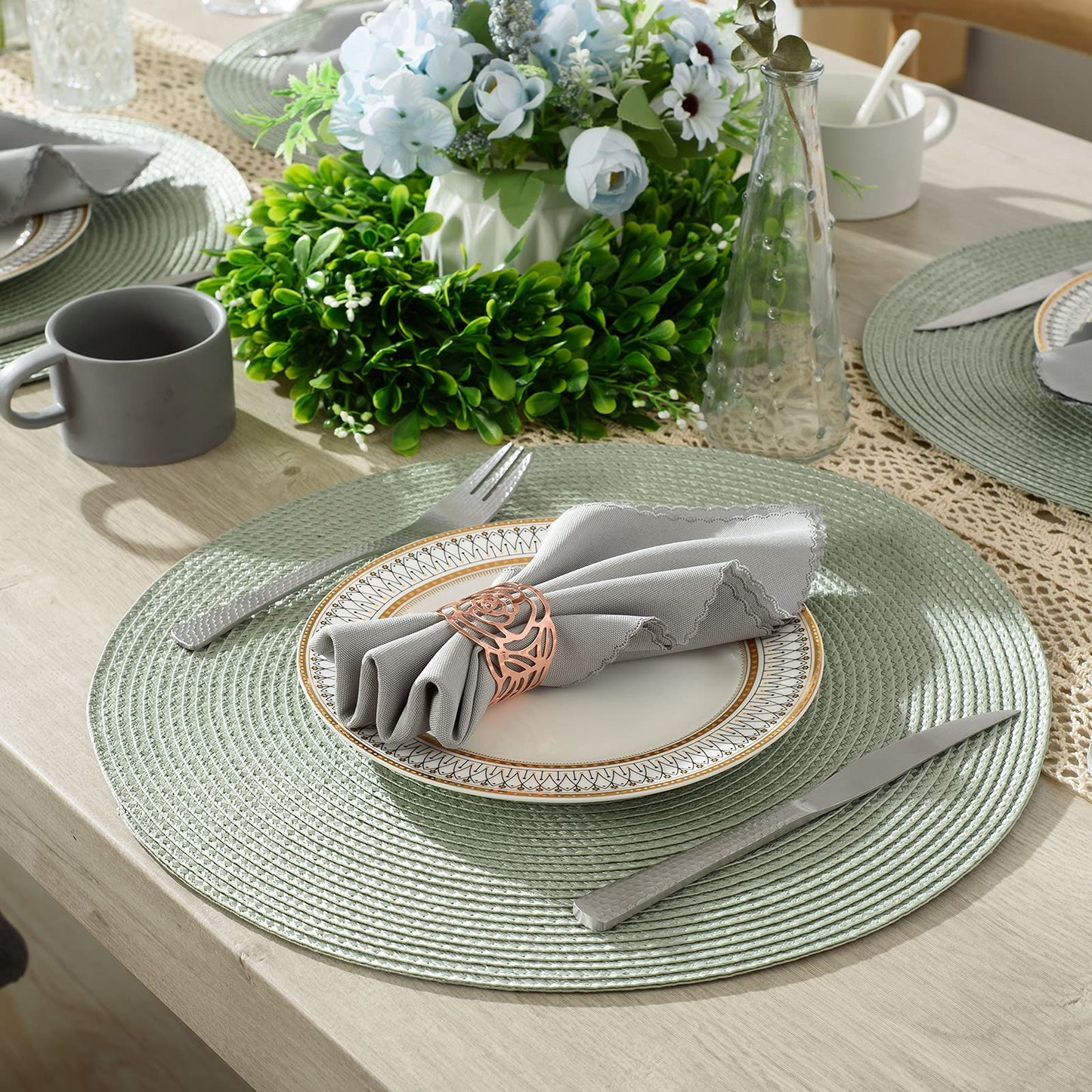AHHFSMEI Round Braided Placemats 15 Inch Round Table Mats for Dining Tables Woven Heat Resistant Place mats Set of 6 (Fog Green)