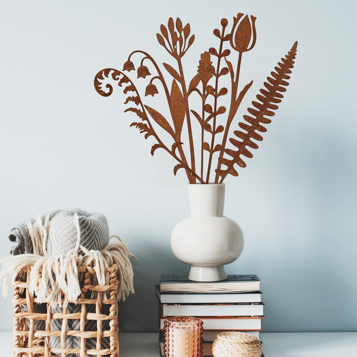 12 Pieces Rustic Metal Flowers and Plants Garden Stakes Rusty Plant Shaped Decoration Fern Leaf Decor for Flower Arrangements Potted Plants Patio Lawn Yard Walkway and Outdoor Courtyard Decoration