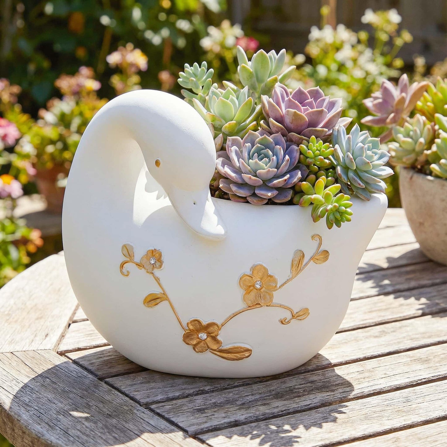Euiroet Swan Flower Pot - Unique Resin Sculpture, Enchanting Decorative Garden Planter, Elegant Swan Vase for Succulents & Air Plants, Indoor/Outdoor Use, Durable & Whimsical Design (White)