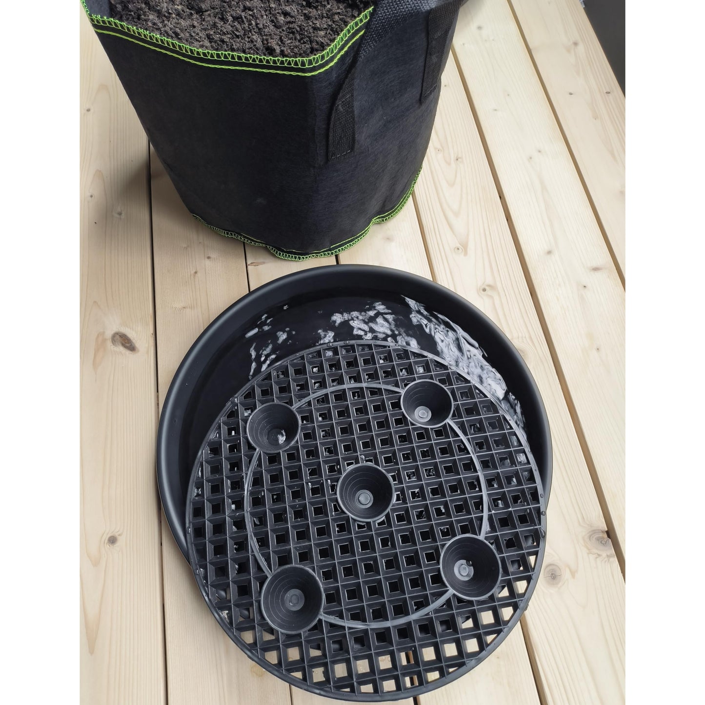 Plastic Plant Saucer Stand,4-Pack 14 inch, Elevated Plant Saucer Self-Watering Fabric Pot Base, Use Nonwoven Grow Bags, Plant Saucers Flower Pot Tray for Indoor-Outdoo and Grow Tents Greenhouses