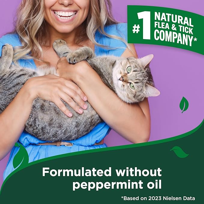 Vet's Best Natural Waterless Flea & Tick Bath for Cats – Natural No-Rinse Dry Shampoo with Plant-Based Ingredients – Flea and Tick Prevention and Control with Certified Essential Oils – 5 oz Bottle