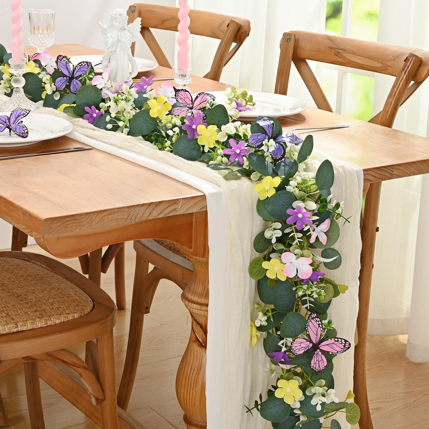 Waipfaru 2Pcs Eucalyptus Garland with Daisy 3D Butterfly, Green Garland with Flowers, 5.9FT Artificial Faux Eucalyptus Leaves Vines for Table Mantle Home Wedding Party Indoor Outdoor Decor