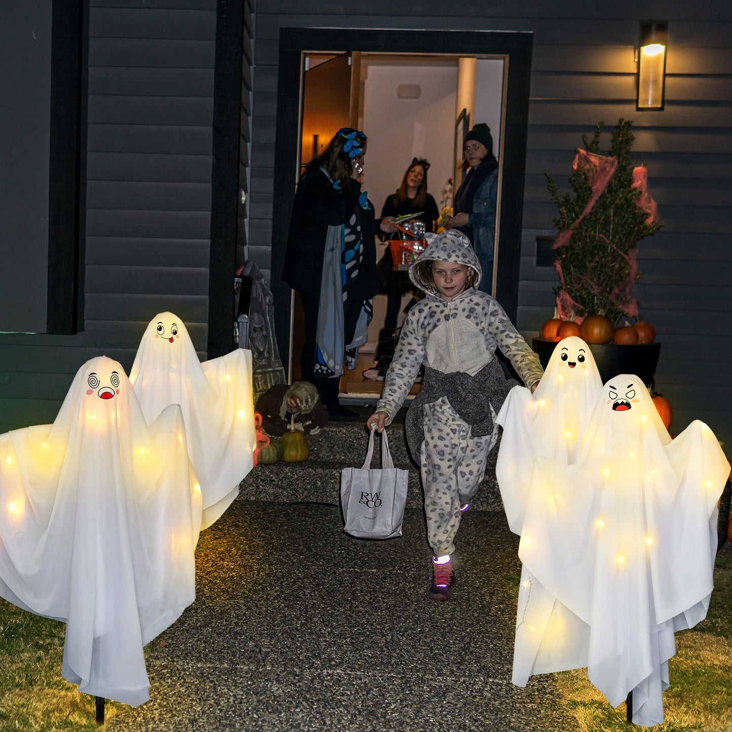 WILLBOND 4 Pcs Halloween Ghost Yard Sign Solar Ghost Outdoor Decoration with Stakes for Halloween Pathway Party Yard Lawn Patio Garden Decorations, 25.59 Inch