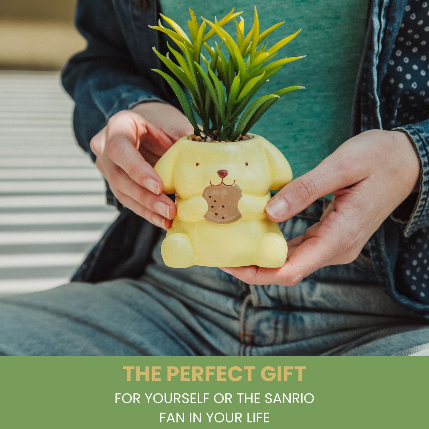 Toynk Sanrio Pompompurin 3-Inch Sculpted Ceramic Mini Planter with Artificial Succulent | Cute Flower Pot, Faux Indoor Plants