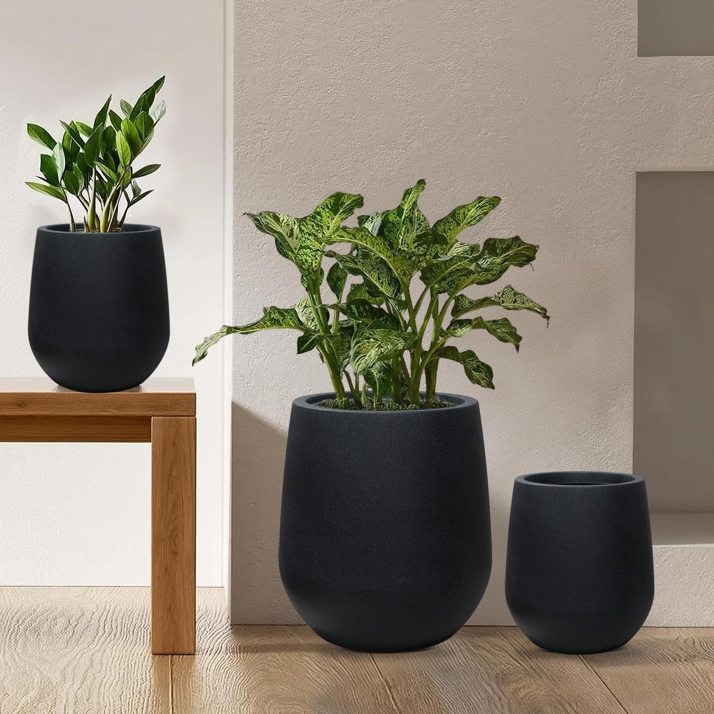 16.9 Inch Plastic Tall Planters for Outdoor Plants,Modern Black Round Tapered Flower Pot for Outdoor and Indoor Plants, Large Plant Pots with Drainage Holes and Rubber Plug for Home Garden Patio