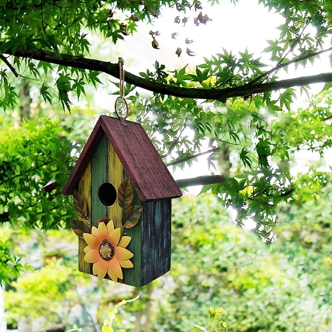 Wood Bird House for Outside, Hanging Bluebird House Nest Box Garden Patio Outdoor Decorative Bird House Vintage Rustic Wooden Birdhouse Bird Box for Finch Wren Chickadee Cardinals