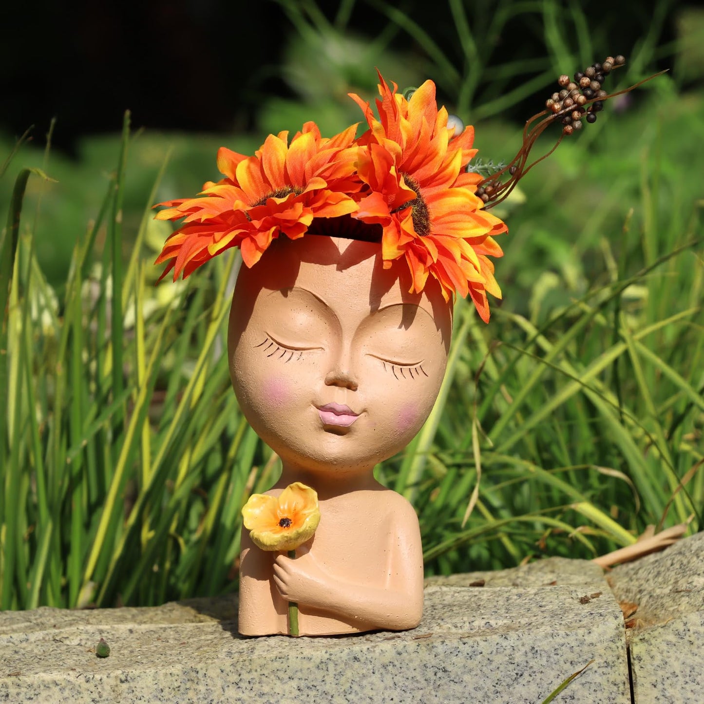 Meltset M Face Planter Pot Head Planter for Indoor Plants, Cute Girl Holding Poppy Flower Pot with Drainage Hole, Resin Succulent Cactus Planter, Unique Gardening Gifts for Women Mom Teacher (Brown)