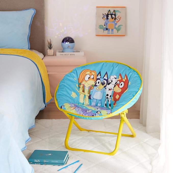 Idea Nuova Bluey Toddler 19” Folding Saucer™ Chair, Ages 3+