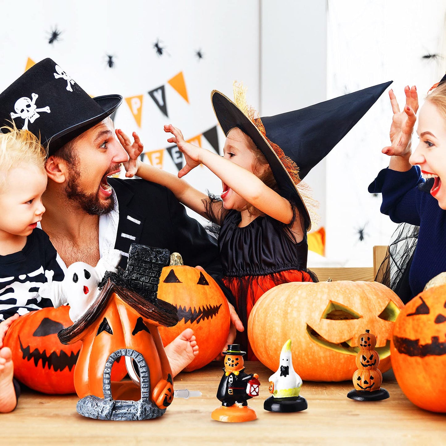 Blulu 4 Pieces Halloween Decorations for Fish Tank Miniature Figurines Indoor Outdoor Resin Ghost Pumpkin Bubble House Statue Set Halloween Ornament Garden Decor
