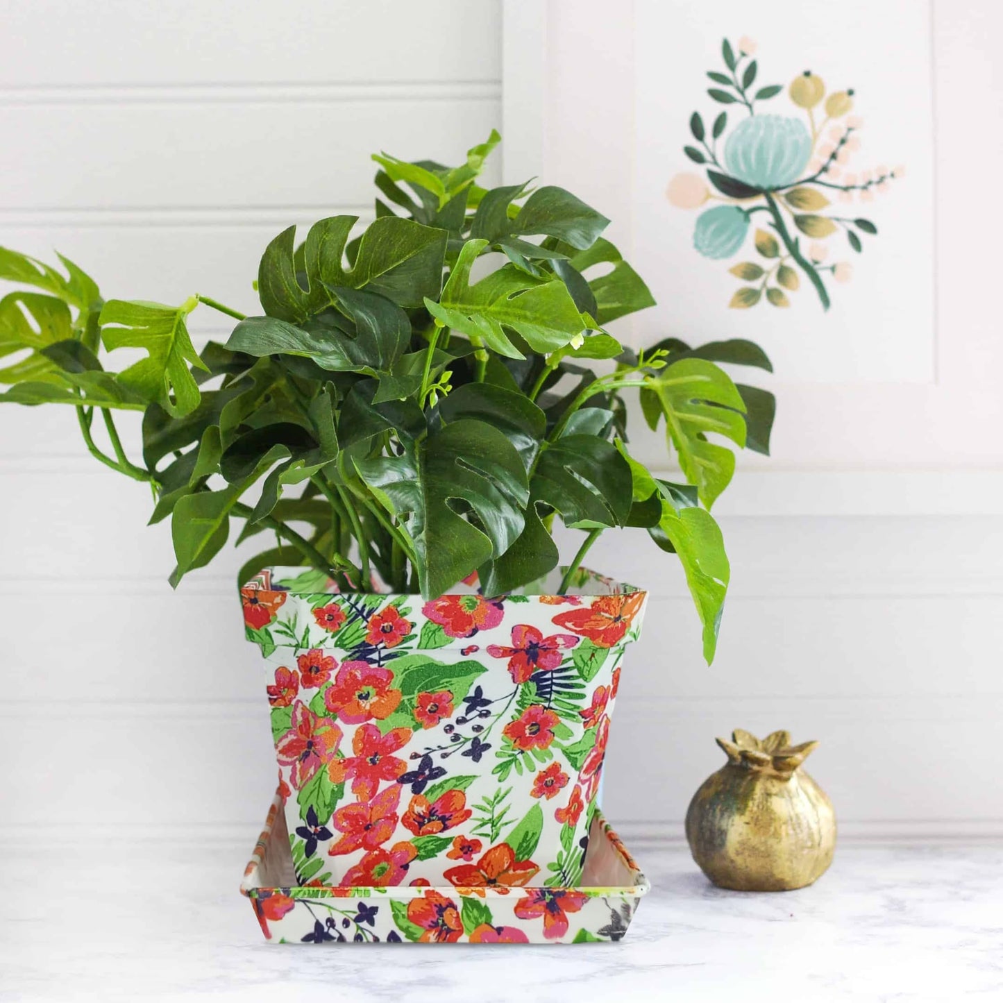 XINAOBAOLUO Plastic Plant Pots Printed Flower Pot with Pallet Container Indoor Outdoor of Your Room,Garden Office and Balcony Decor Modern Decorative Gardening Containers
