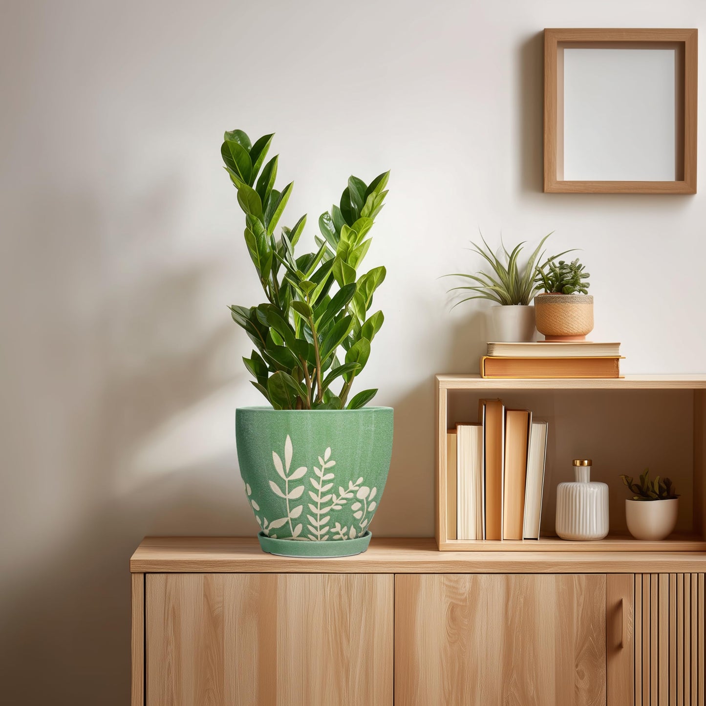 EPFamily 8 Inch Indoor Plant Pot with Drainage and Saucer - Ceramic Planter for Indoor Outdoor Plants, Decorative Flower Pot, Desk Home Office Garden Decor, Plant Lovers Gifts, Green