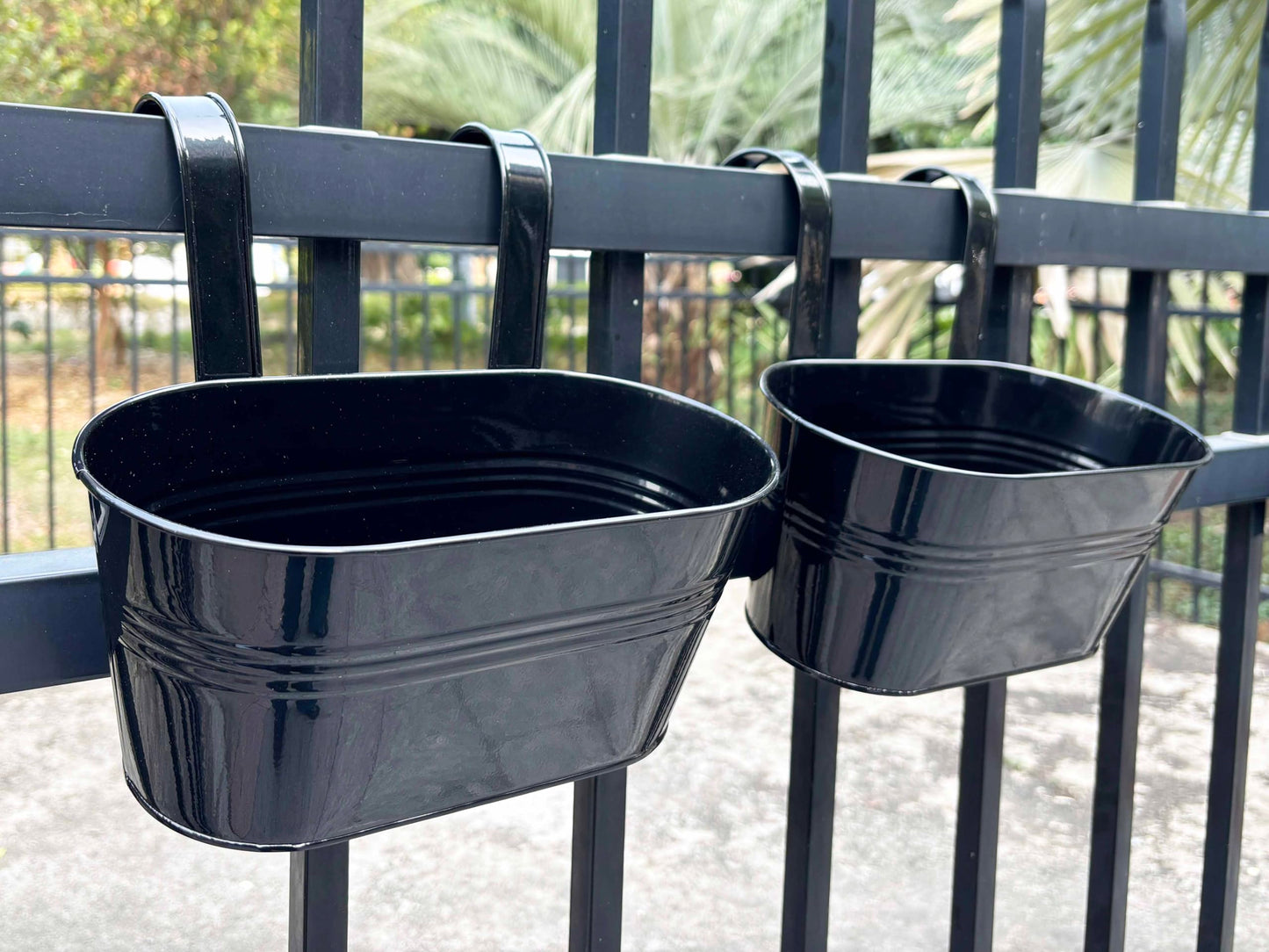 Joyfernal 12" Balcony Railing Planters, Outdoor Hanging Planter for Fence, Stylish Metal Porch Deck Flower Pot for Herbs & Succulents (Black, Pack of 2)