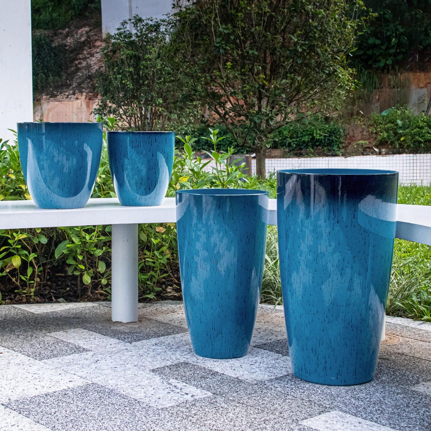 ZMTECH 24/21/12/10" H Large Plastic Planters with Drainage Hole & Saucer, Set of 4 Tall Plant Pots for Indoor/Outdoor Use, Gradient Blue Glossy Smooth Flower Pot for Front Porch Patio Garden