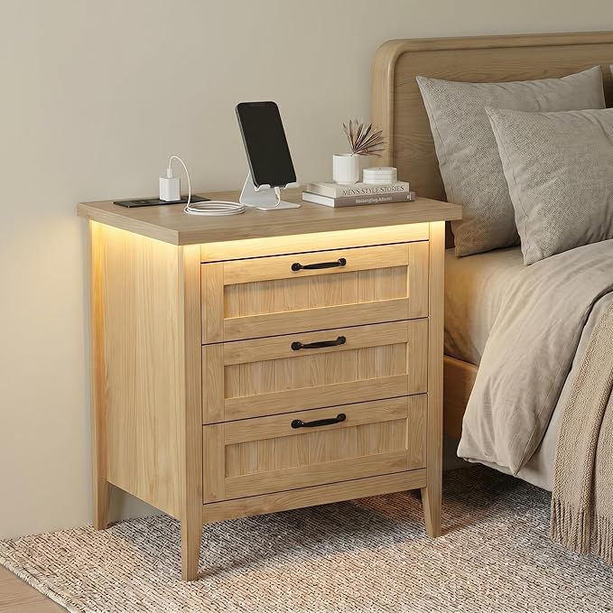 GarveeLife 3 Dresser Drawer for Bedroom, 27.6" Wide Wood Bedside Table for