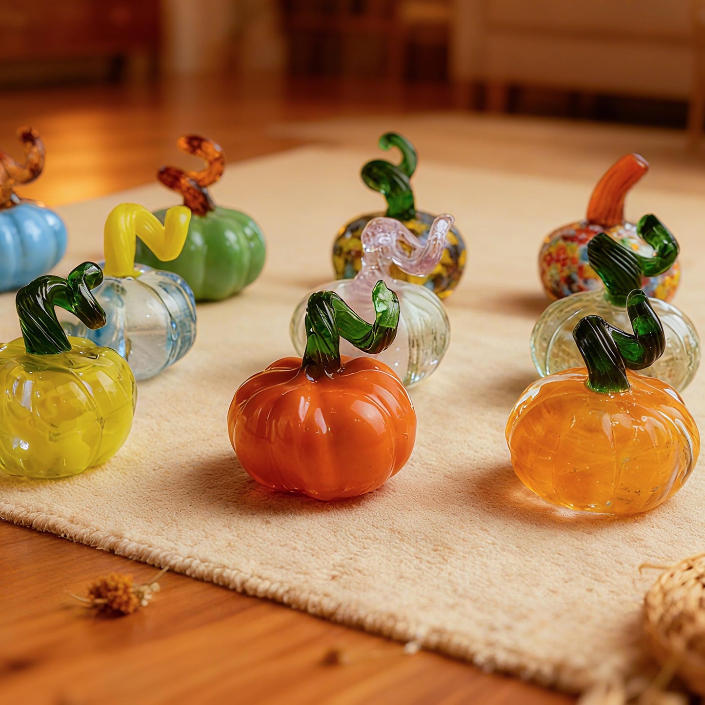 QIANCHANG 12pcs Mini Blown Glass Pumpkin Figurines Collectibles Thanksgiving Halloween Crystal Pumpkin Paperweight Fall Decorations for Home