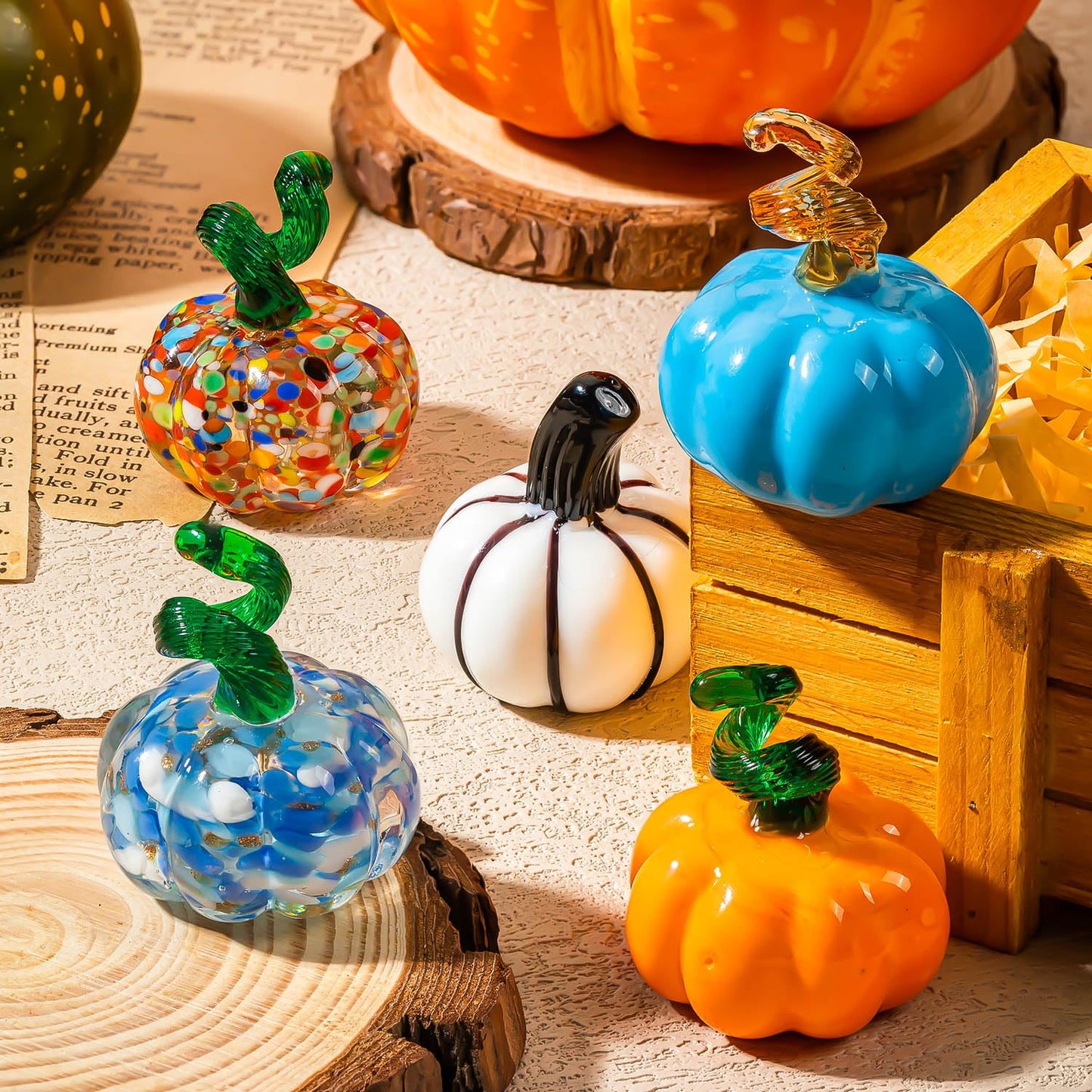 ALDMIO 6 Pcs Halloween Hand Blown Glass Pumpkin Decorations, Mini Pumpkins Halloween Pumpkin Figurines, Glass Fruit Decor for Thanksgiving Ornament, Fall Harvest and Collectible Figurine Present