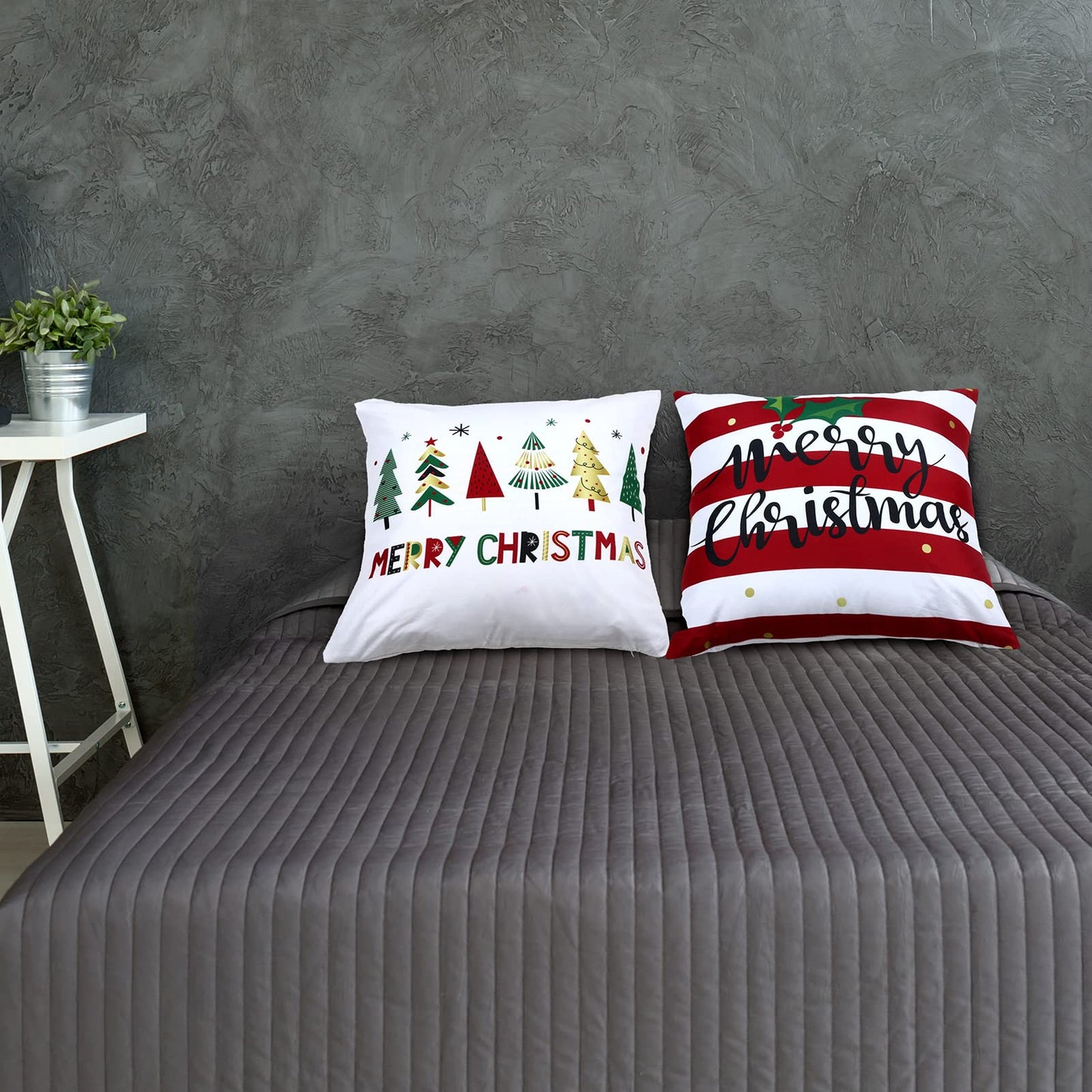 Boao 6 Pcs 18 x 18 Inch Christmas Pillow Cover Merry Christmas Red Throw Cushion Covers Xmas Tree Reindeer Star Pillow Case for Holiday Party Home Living Room Couch Outdoor Front Porch Decoration