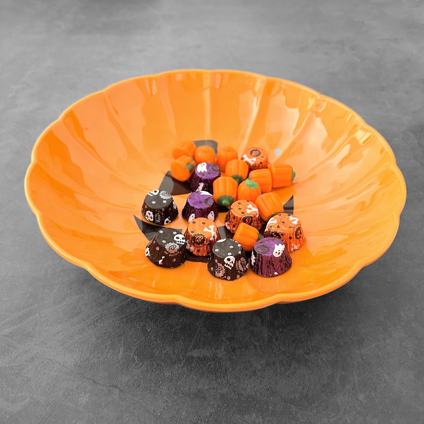 UPware Halloween Pumpkin Melamine Serving Bowl, Mixing Bowl, for Charcuterie, Food, Salad, and Snack, BPA-Free, Dishwasher Safe, Shatter-Proof, Orange, 11 Inch