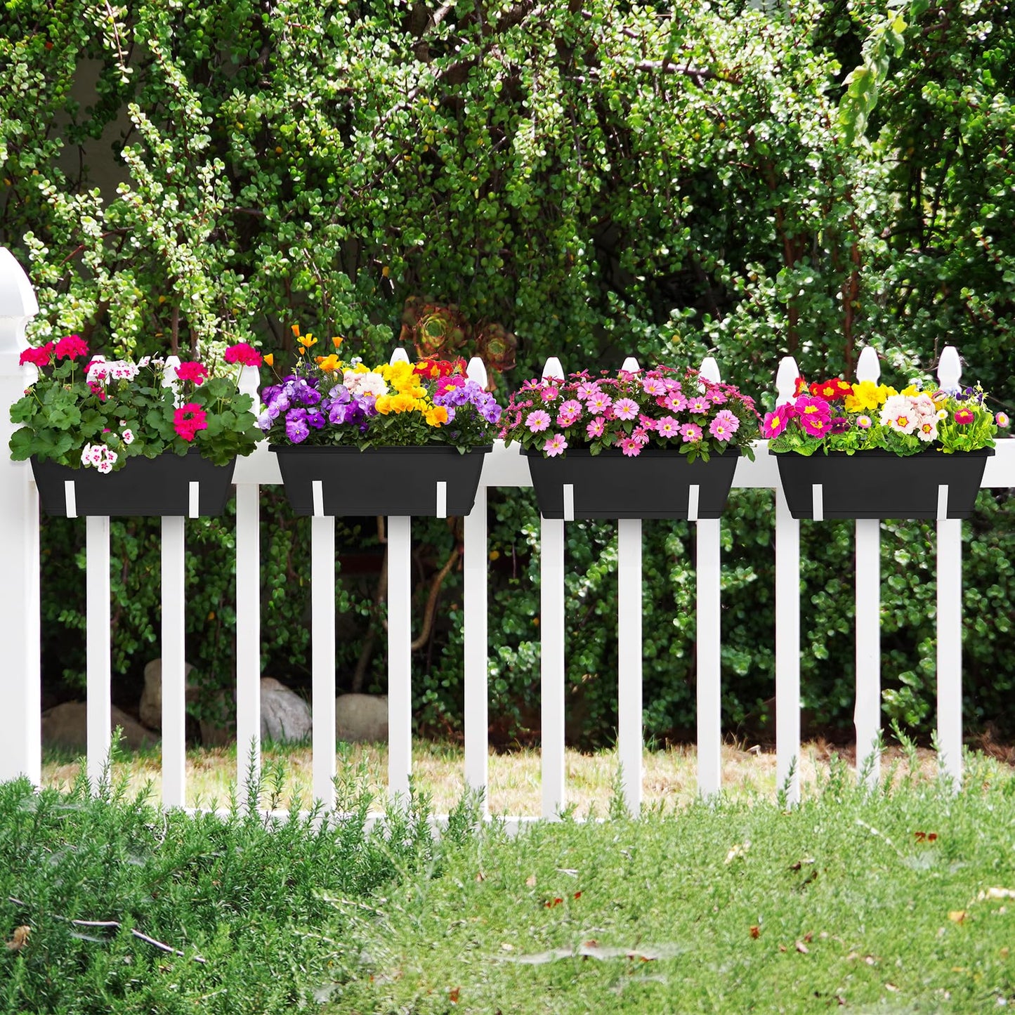 OYEAL Railing Planter Box Outdoor 4 Pack Hanging Balcony Planters 17 Inch Window Boxes Planter with Adjustable Brackets Plastic Flower Pots for Garden Deck Porch Railing Balcony Fence, Black & White