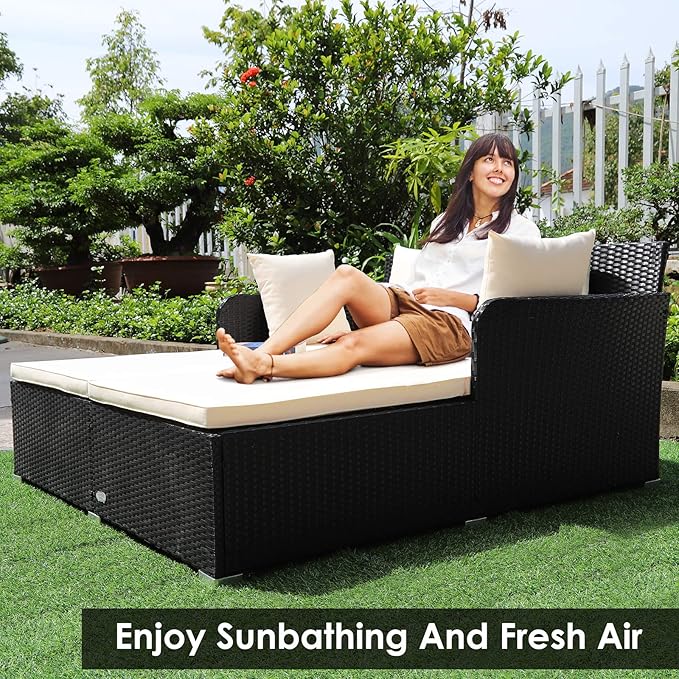 COSTWAY Outdoor Patio Rattan Daybed, Sponge Cushioned Loveseat Sofa