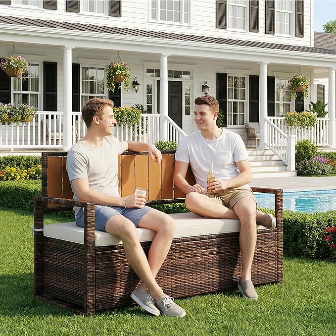 GarveeLife Wicker Storage Bench, Outdoor Rattan Stool