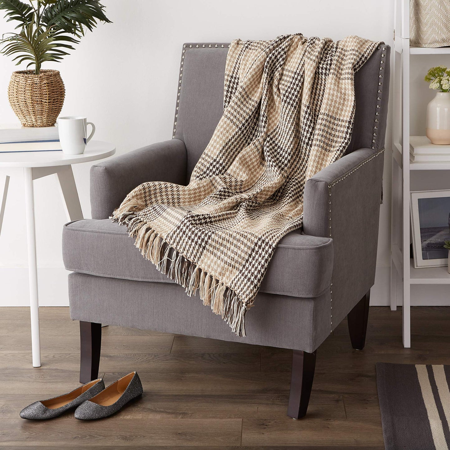 DII California Casual Houndstooth Woven Throw, Dark Brown & Stone, 50x60