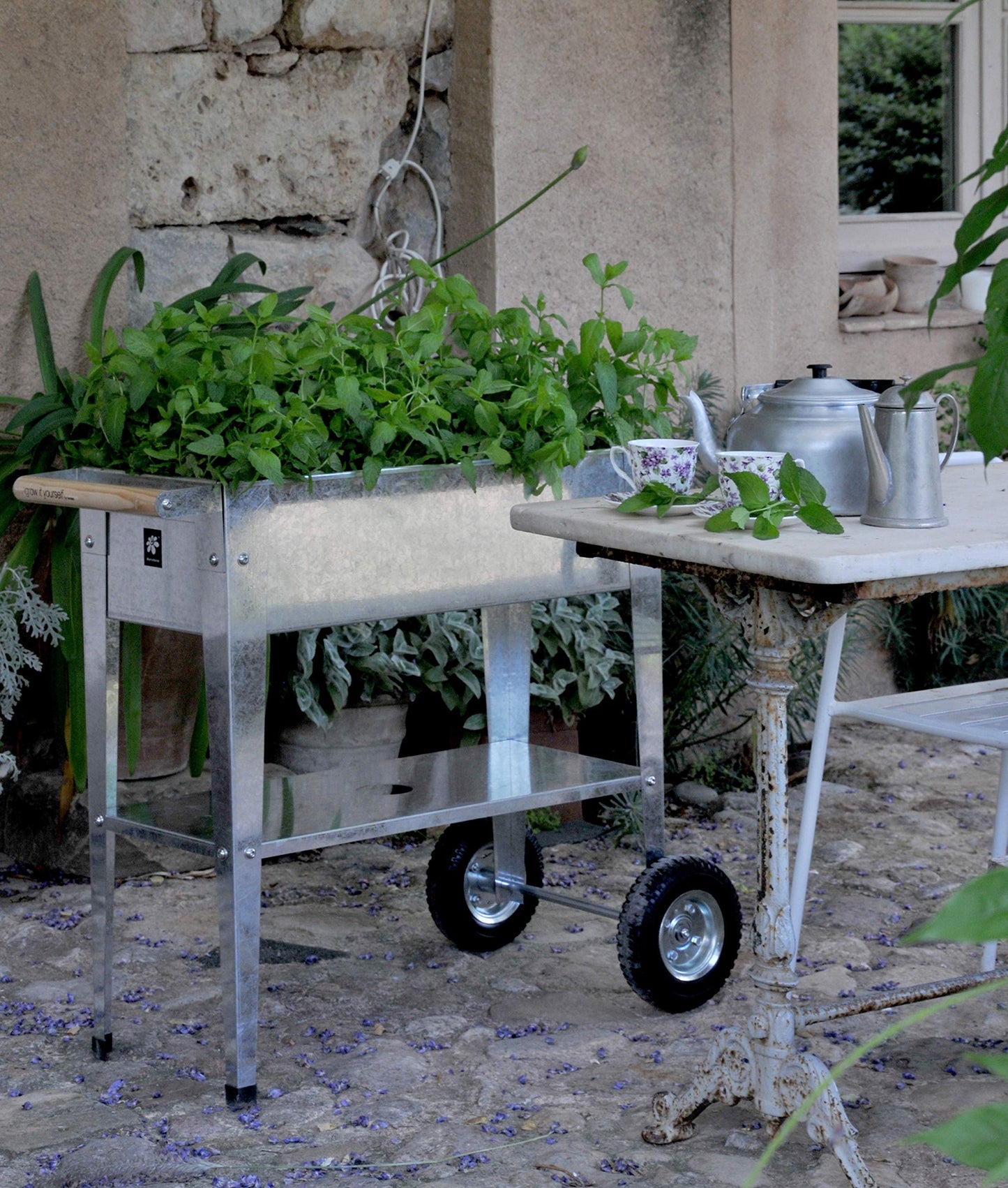 Herstera Raised Garden Bed with Wheels, Galvanized Steel Rectangular Elevated Planter Trolley with Cart Wheel & Drainage Hole, Ideal for Gardens, Indoor or Outdoor Patio/Porch, Silver