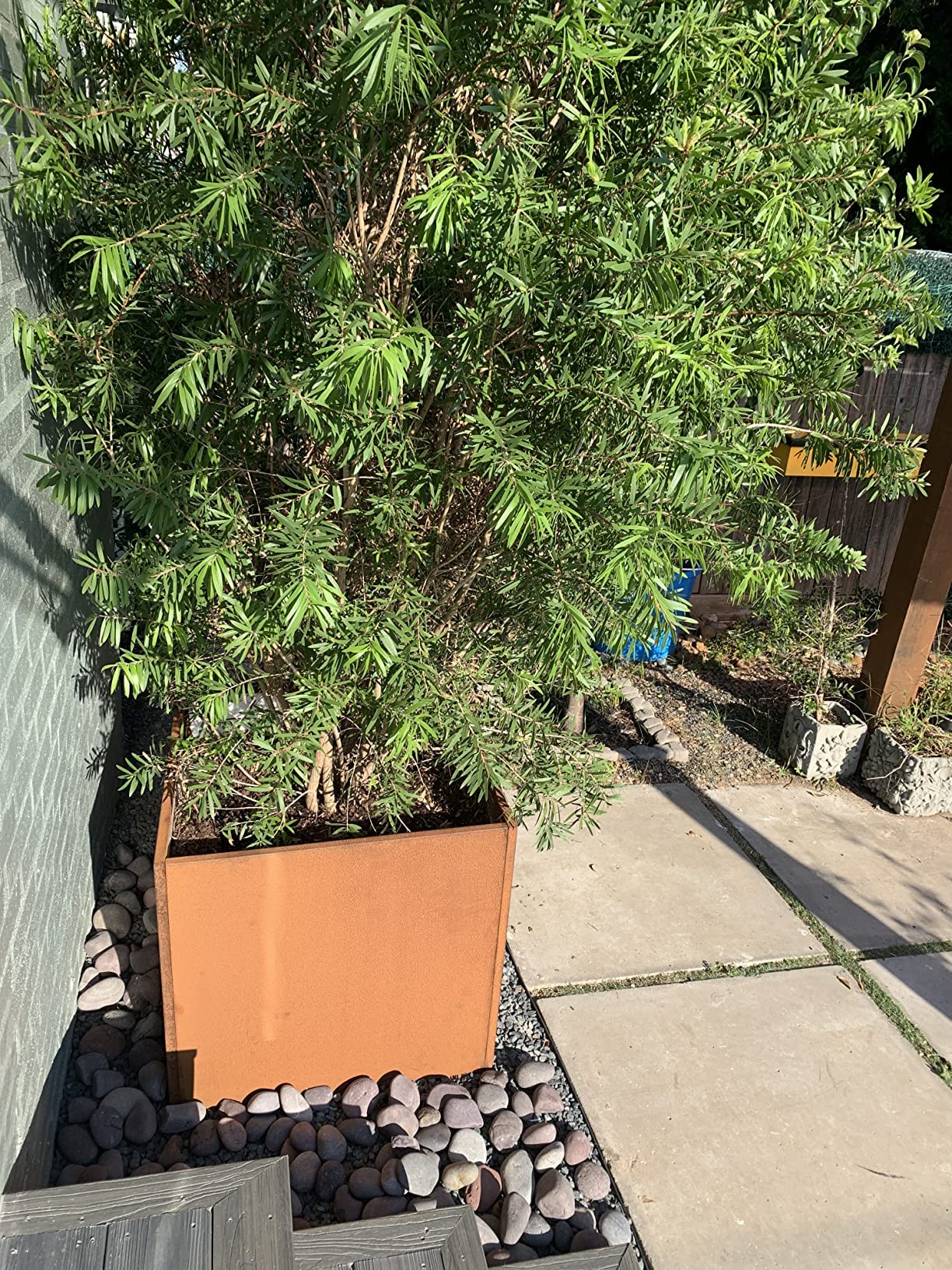 GZGNEEVL Corten Steel Planter Box Metal Square Planters 26 Inch Steel Large Outdoor Planter Tall Plant for Commercial Residential Patio and Backyard