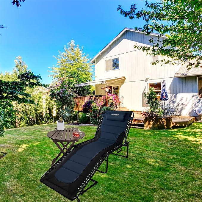 Outdoor Folding Lounge Chair Padded