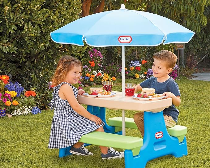 Little Tikes Easy Store Picnic Table