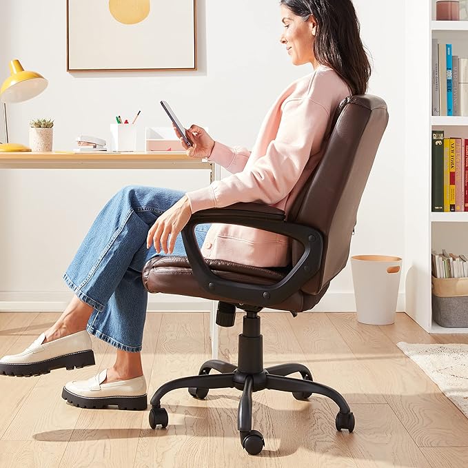 Amazon Basics Classic Puresoft PU Padded Mid-Back Office Chair