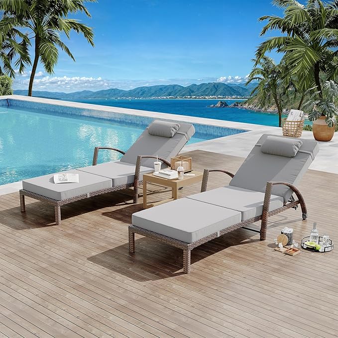 GarveeLife 2-Piece Rattan Patio Folding Chaise Lounge, 5-Position Adjustable