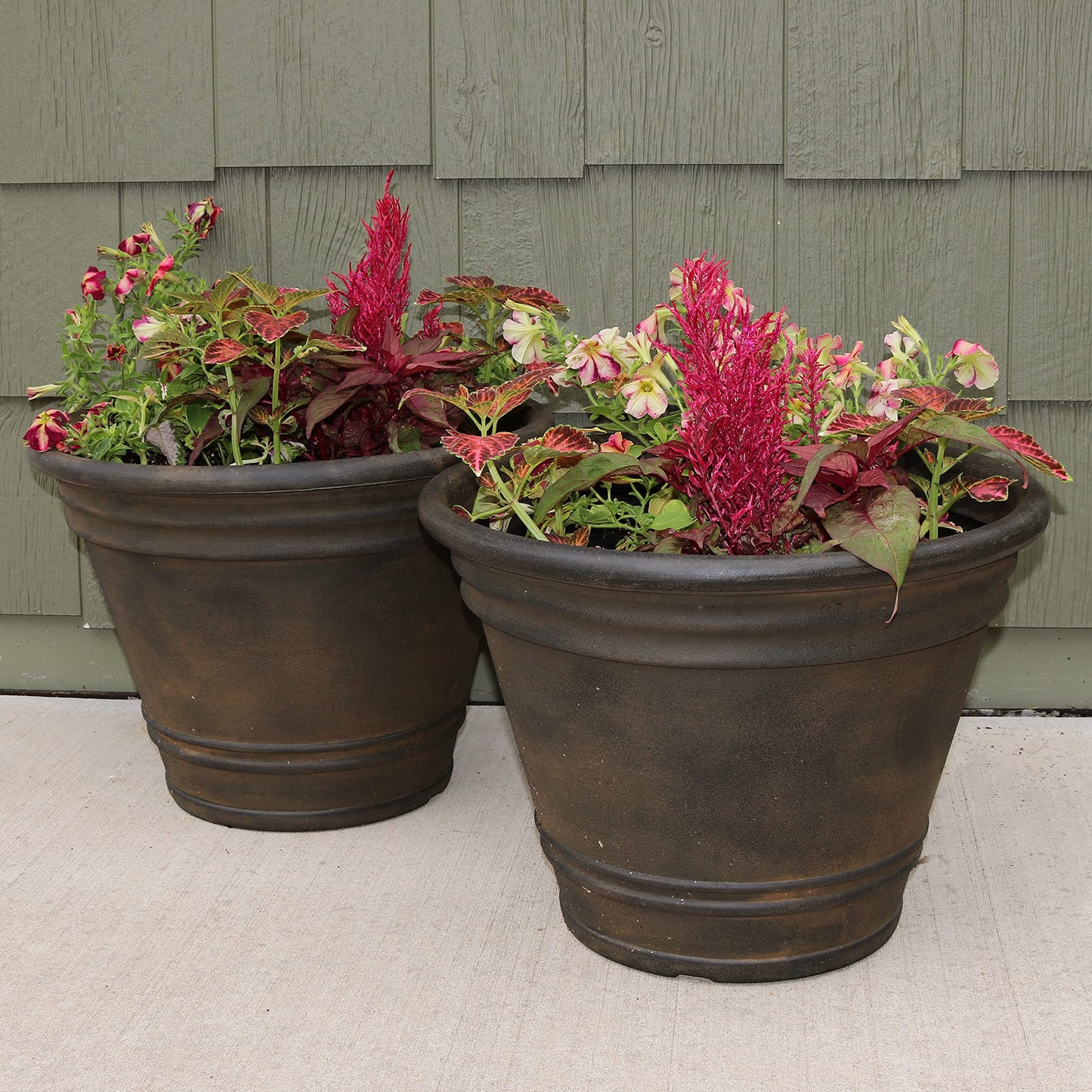 Sunnydaze 20-Inch Franklin Large Plant Pot - Polyresin Round Outdoor Planter with Drillable Drainage Hole - 4 Pack - Sable
