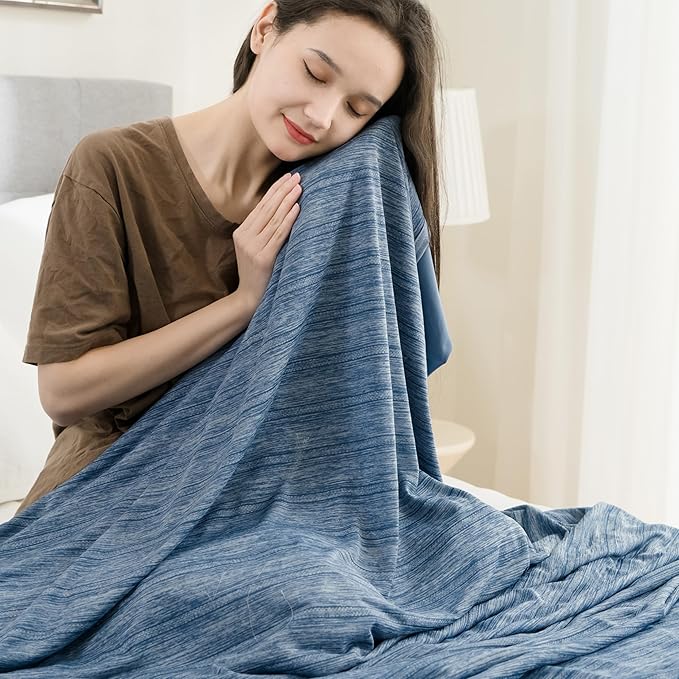 OIGAE Cooling Blanket for Hot Sleepers