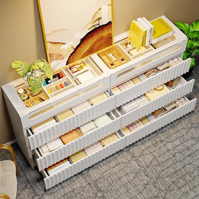 senlin Fluted 8 Drawer Dresser,