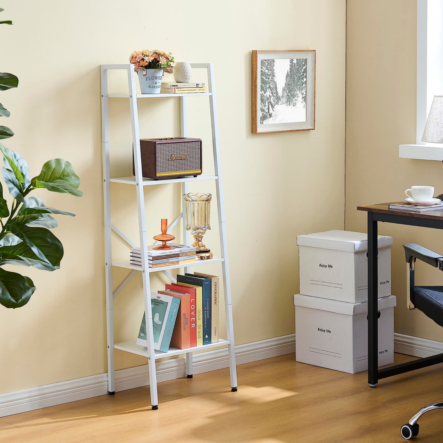 Hoctieon 4-Tier Industrial Ladder Bookshelf, Narrow Ladder Shelf, Tall Standing Bookshelf, Skinny Open Ladder Shelf, for Living Room, Home Office, Kitchen, Bedroom, Metal Frame, White