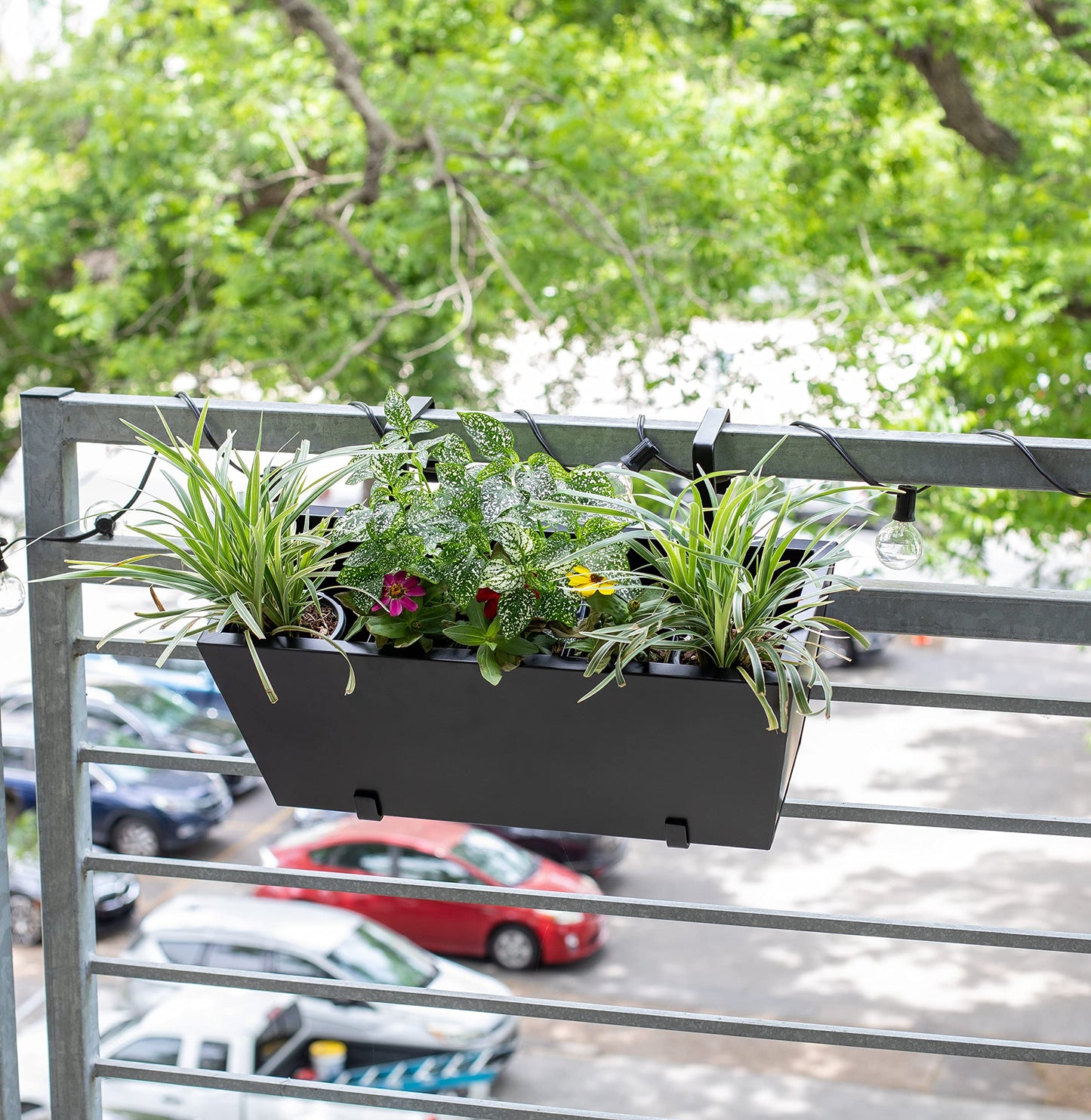 BIRDROCK HOME 1pk Metal Railing Planter - Balcony Flower Box - Deck Rail Boxes - House Apartment Plant Pot - Black