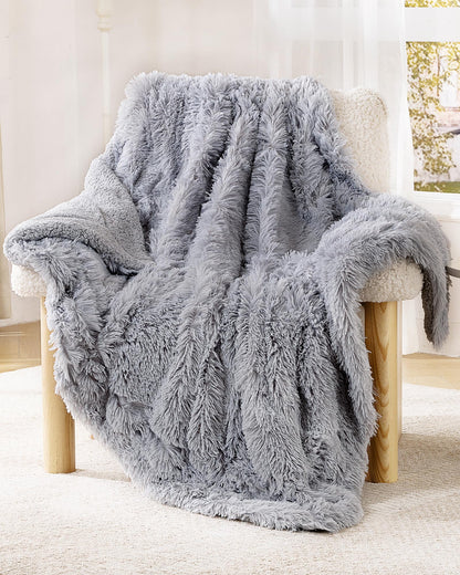 UINIU Super Soft Fluffy Faux Fur Throw Blanket for Couch, Fuzzy Sherpa Fleece Cozy Warm Gifts for Women, Room Decor Christmas Plush Thick Throw for Men, Minky Teen Gifts Winter Bedding, 50" x 60"