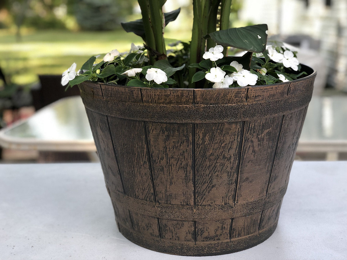 Sapphire Plant Pots Set of 2 Pack 10 inch, Copper Whiskey Barrel Planters with Drainage Holes. Plastic Decoration Flower Pots Imitation Wine Barrel Design (Copper-S)
